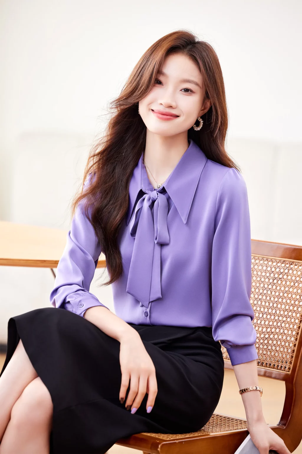 PN4019-10 เสื้อเชิ้ตทำงานผู้หญิงสีม่วงคอปกแต่งโบว์แขนยาว