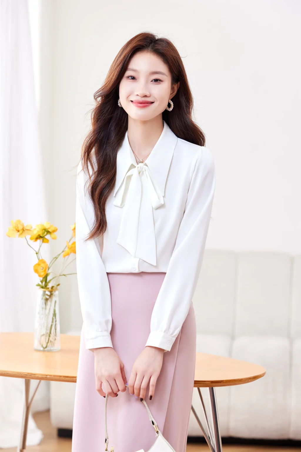 PN4020-1 เสื้อเชิ้ตทำงานผู้หญิงสีมขาวคอปกแต่งโบว์แขนยาว