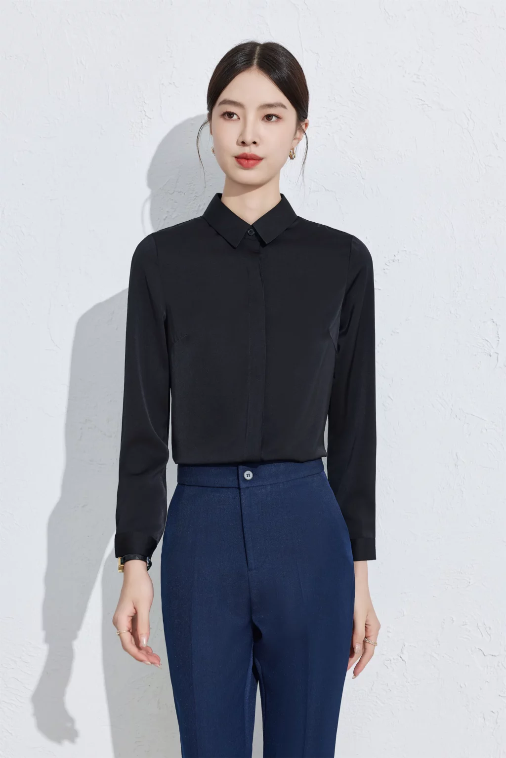 PN4028-5 เสื้อเชิ้ตทำงานผู้หญิงสีดำคอปกแขนยาว