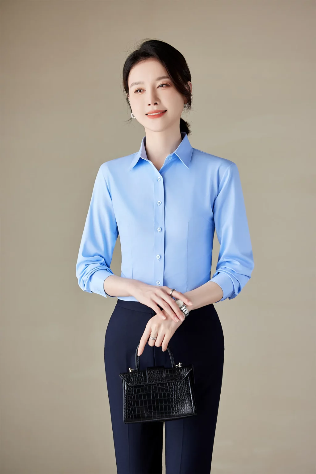 PN4040_8 เสื้อเชิ้ตทำงานผู้หญิงสีฟ้าคอปกแขนยาว