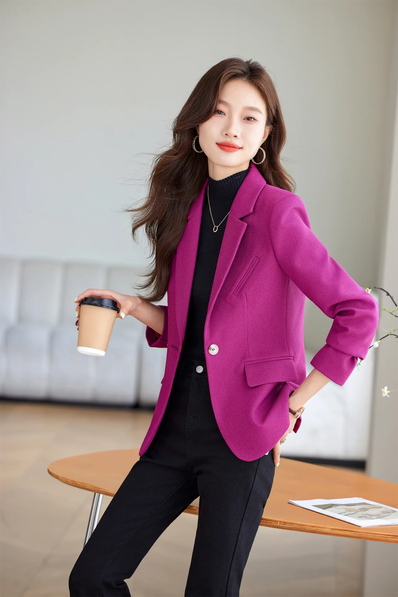 PN4064-4 เสื้อเบลเซอร์ผู้หญิงสีชมพูปกป้านแต่งกระเป๋าแขนยาว