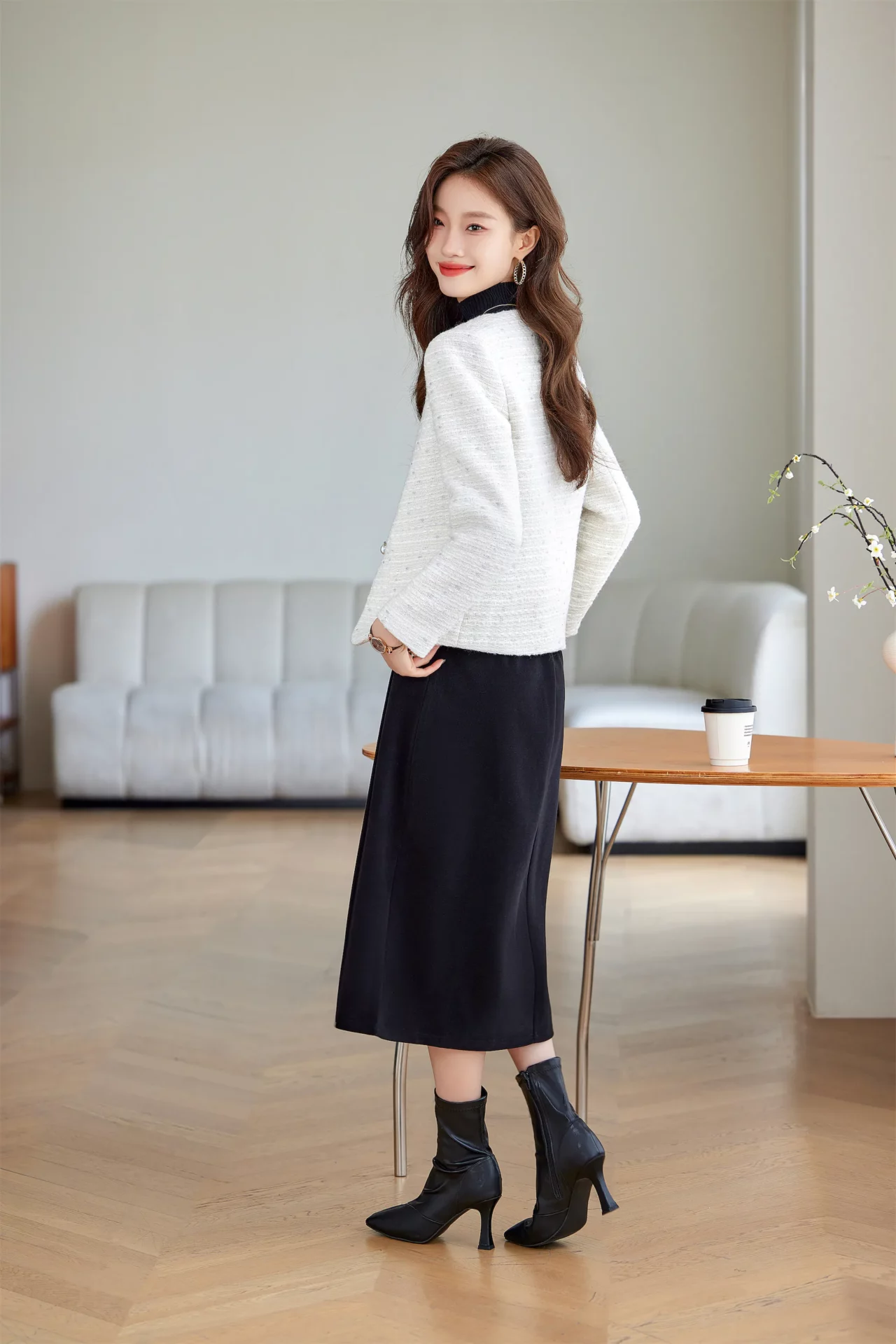 PN4067-1 เสื้อสูทเบลเซอร์ทำงานผู้หญิงสีขาวผ้าทวีตไม่แต่งปกแขนยาว