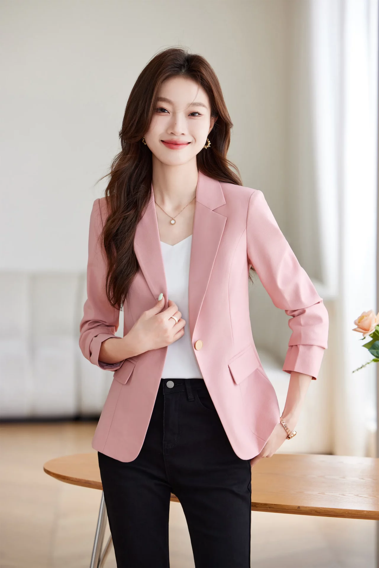 PN4070-4 เสื้อเบลเซอร์ผู้หญิงสีชมพูปกป้านแต่งกระดุมแขนยาว