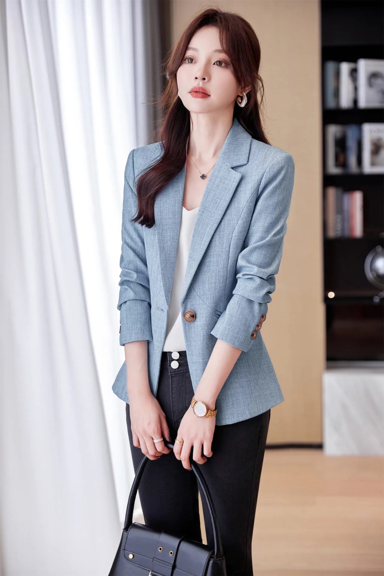 PN4074-5 เสื้อเบลเซอร์ผู้หญิงสีฟ้าปกป้านแต่งกระดุมแขนยาว