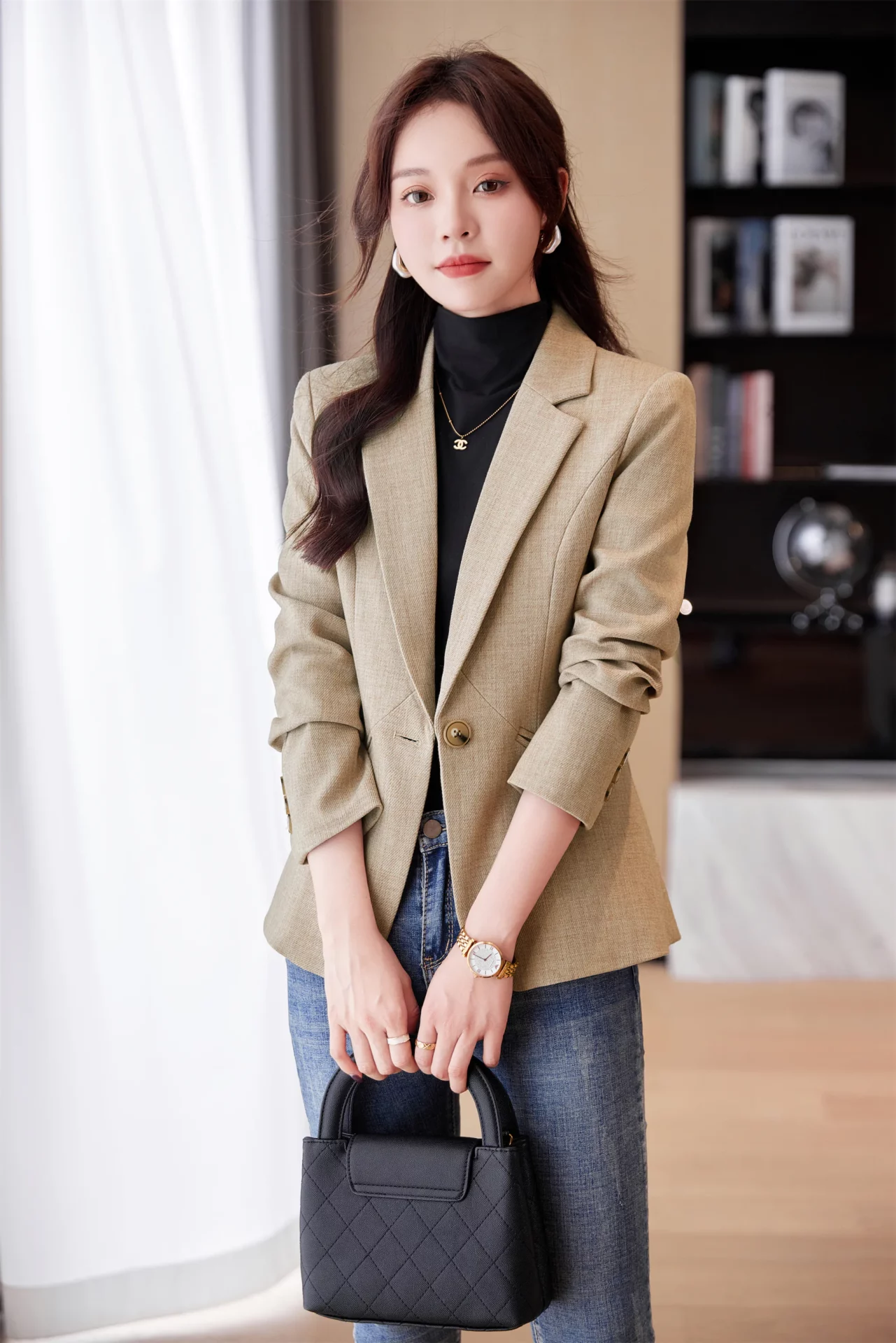 PN4077-3 เสื้อเบลเซอร์ผู้หญิงสีน้ำตาลปกป้านแต่งกระดุมแขนยาว