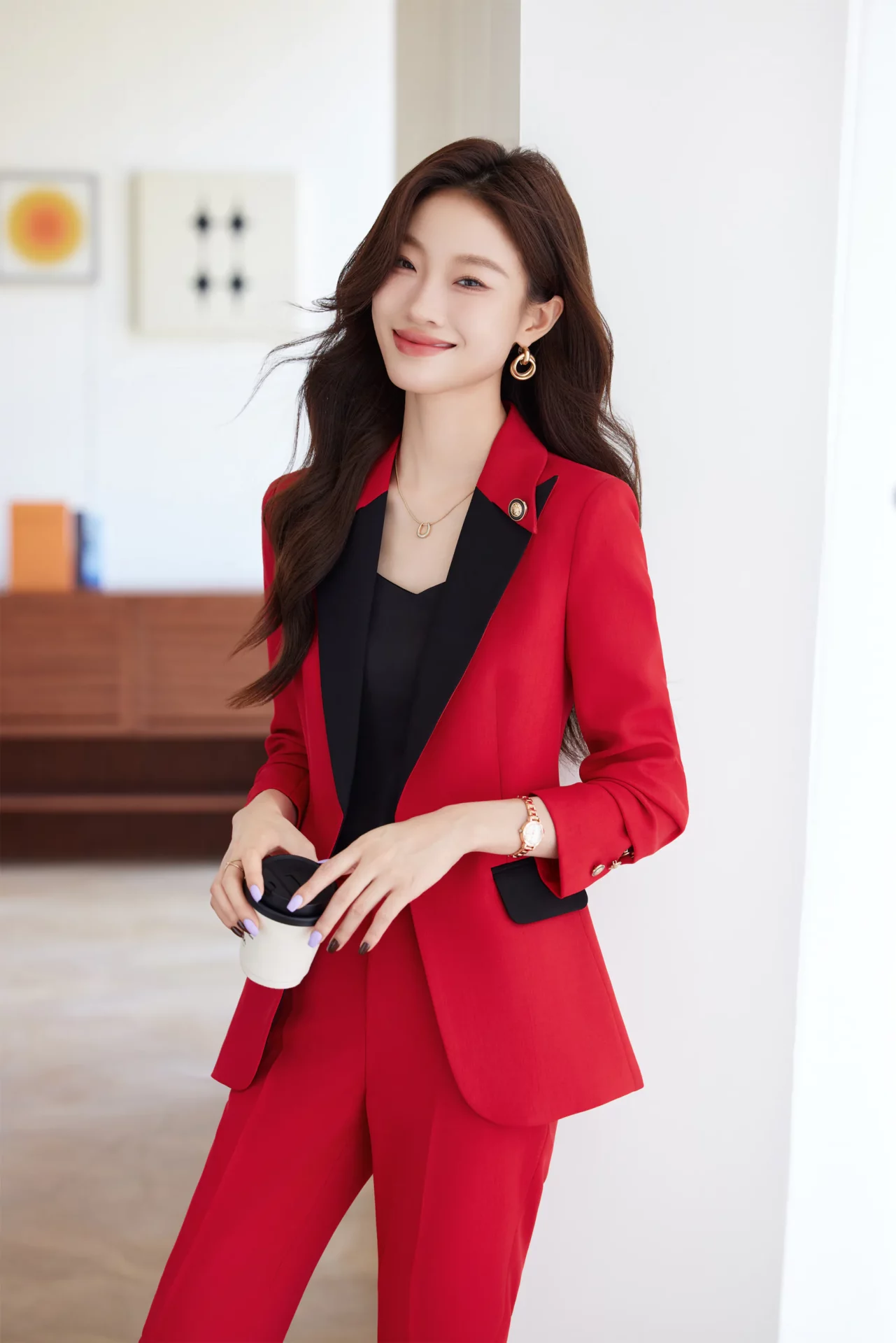 PN4085-5 ชุดสูททำงานผู้หญิงสีแดงแต่งปกป้านสีดำแขนยาวมาพร้อมกางเกง