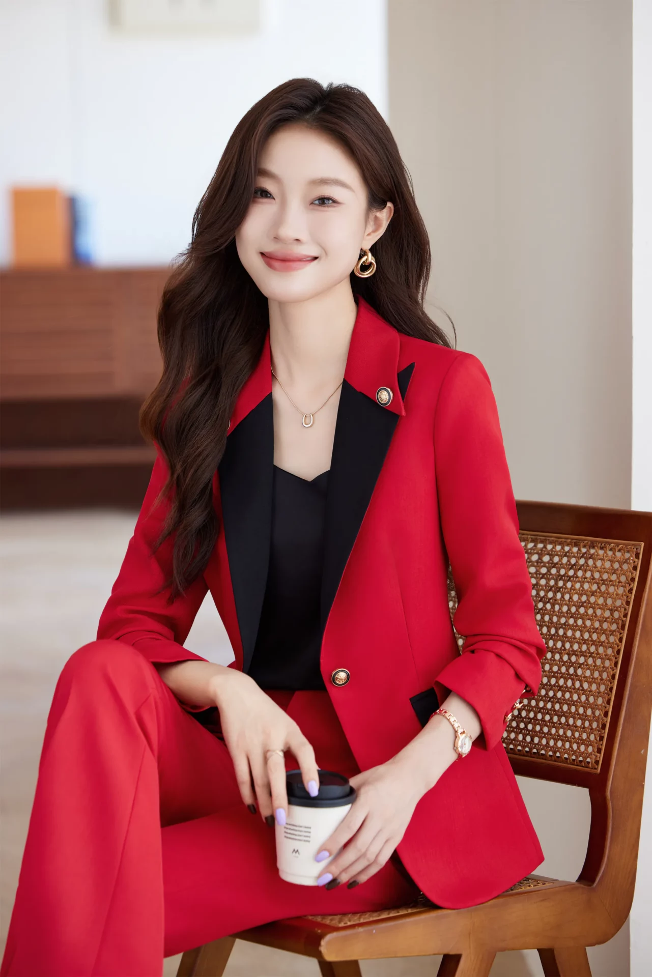 PN4085-6 ชุดสูททำงานผู้หญิงสีแดงแต่งปกป้านสีดำแขนยาวมาพร้อมกางเกง