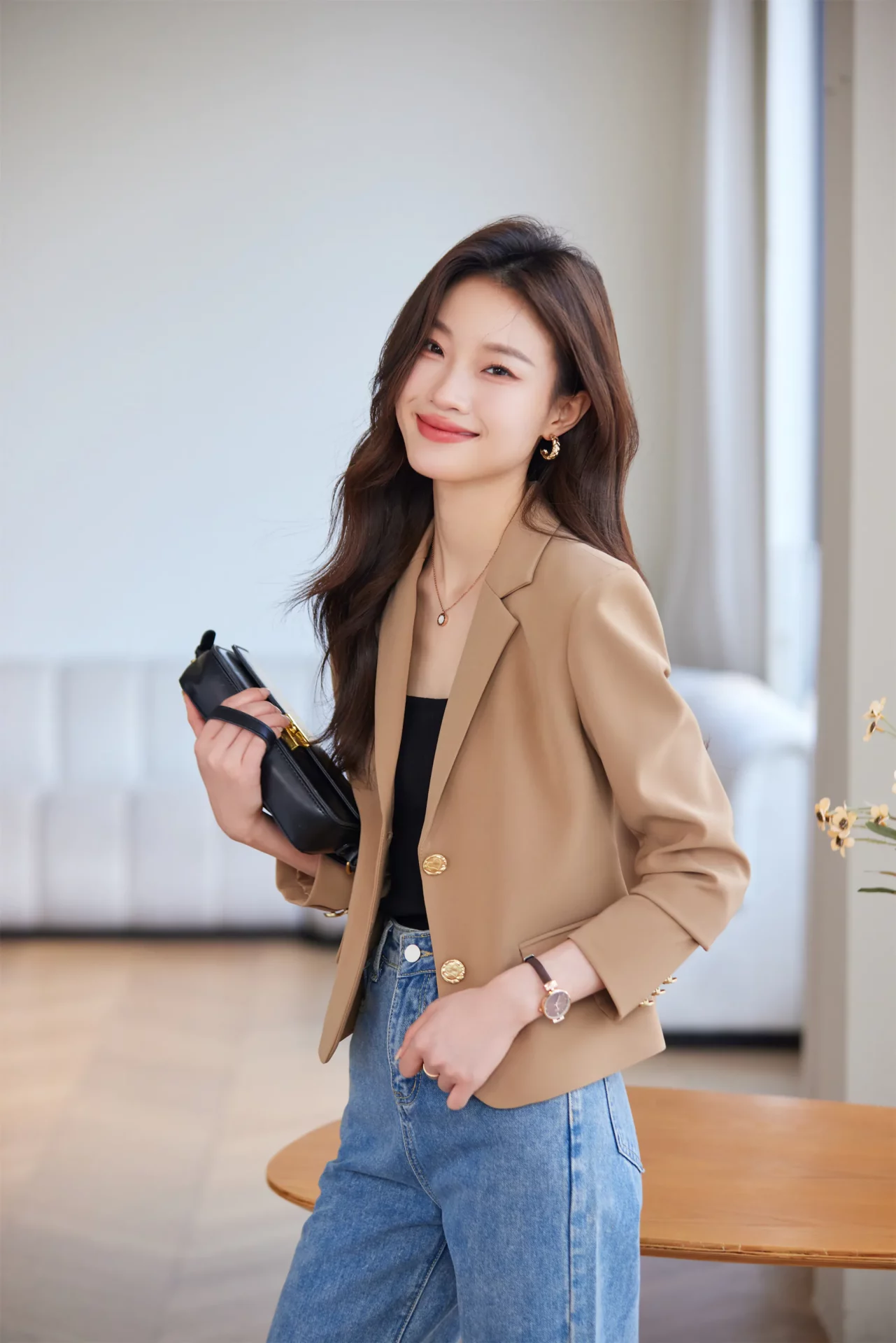 PN3876-2 เสื้อเบลเซอร์ผู้หญิงสีน้ำตาลปกป้านแต่งกระดุมแขนยาว