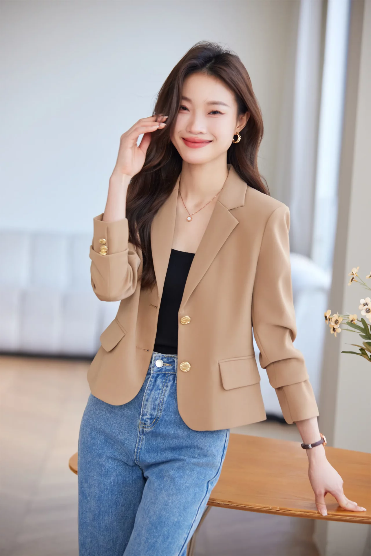 PN3876-6 เสื้อเบลเซอร์ผู้หญิงสีน้ำตาลปกป้านแต่งกระดุมแขนยาว