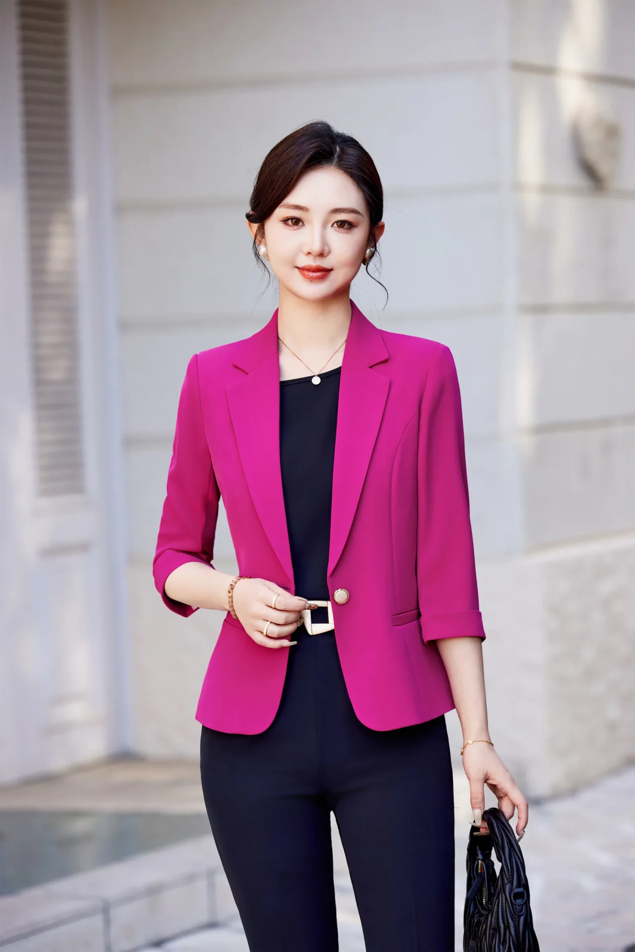 PN5007-3 เสื้อเบลเซอร์ผู้หญิงสีบานเย็นปกป้านแต่งกระดุมแขนห้าส่วน
