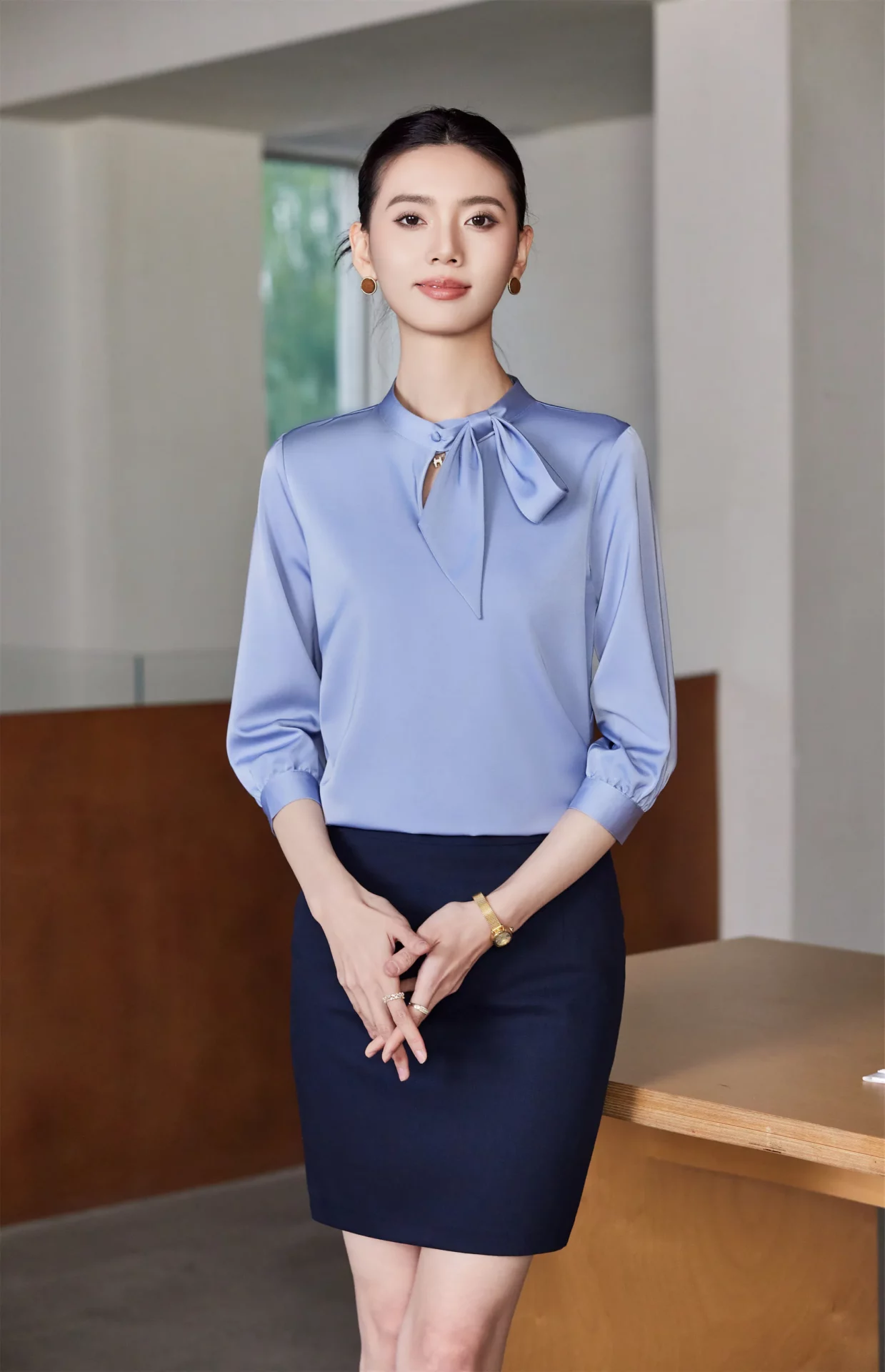 PN5023-7 เสื้อเชิ้ตทำงานผู้หญิงสีเทาฟ้าคอปกแต่งจีบแขนห้าส่วน