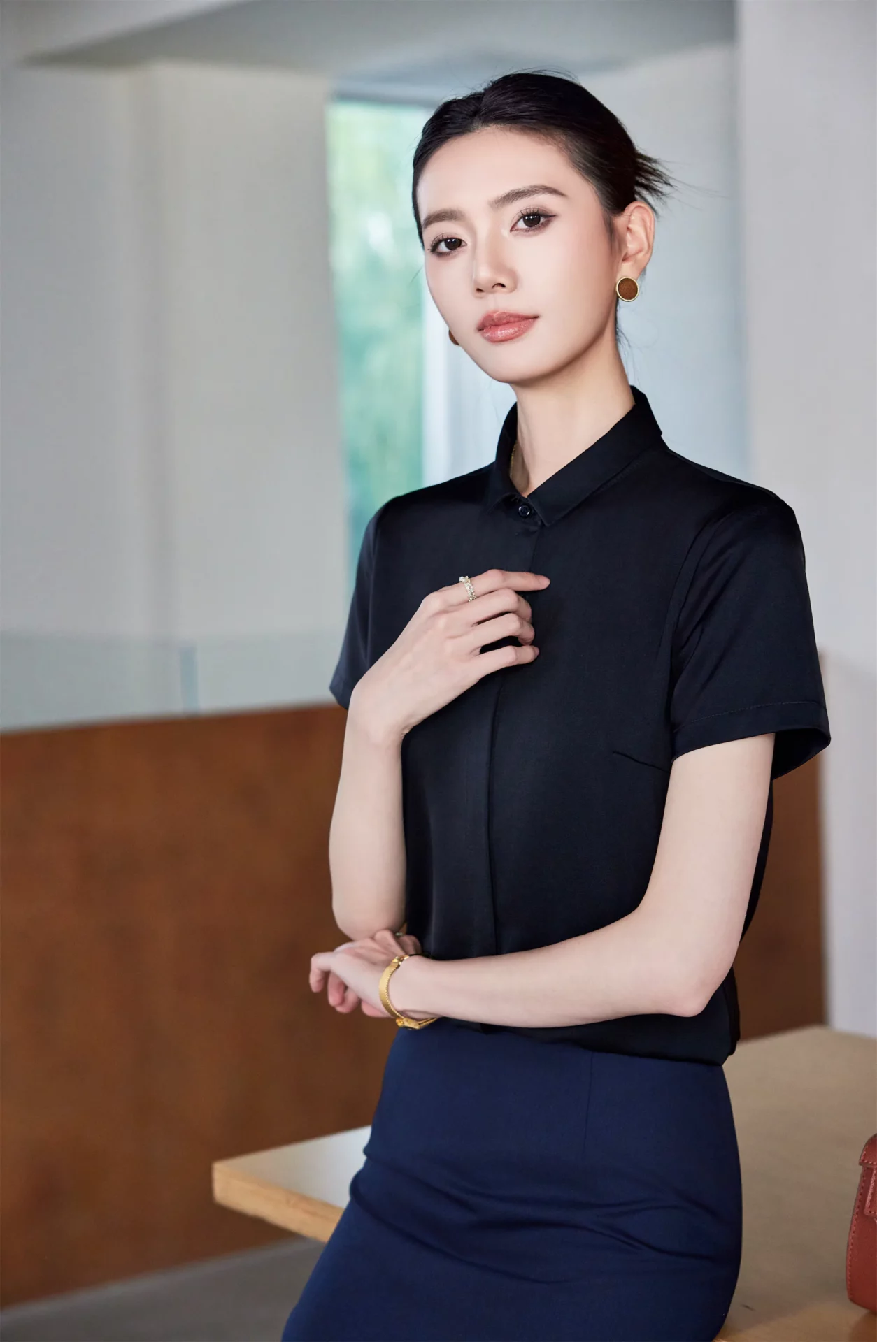 PN5027-4 เสื้อเชิ้ตทำงานผู้หญิงสีดำคอปกแขนสั้น