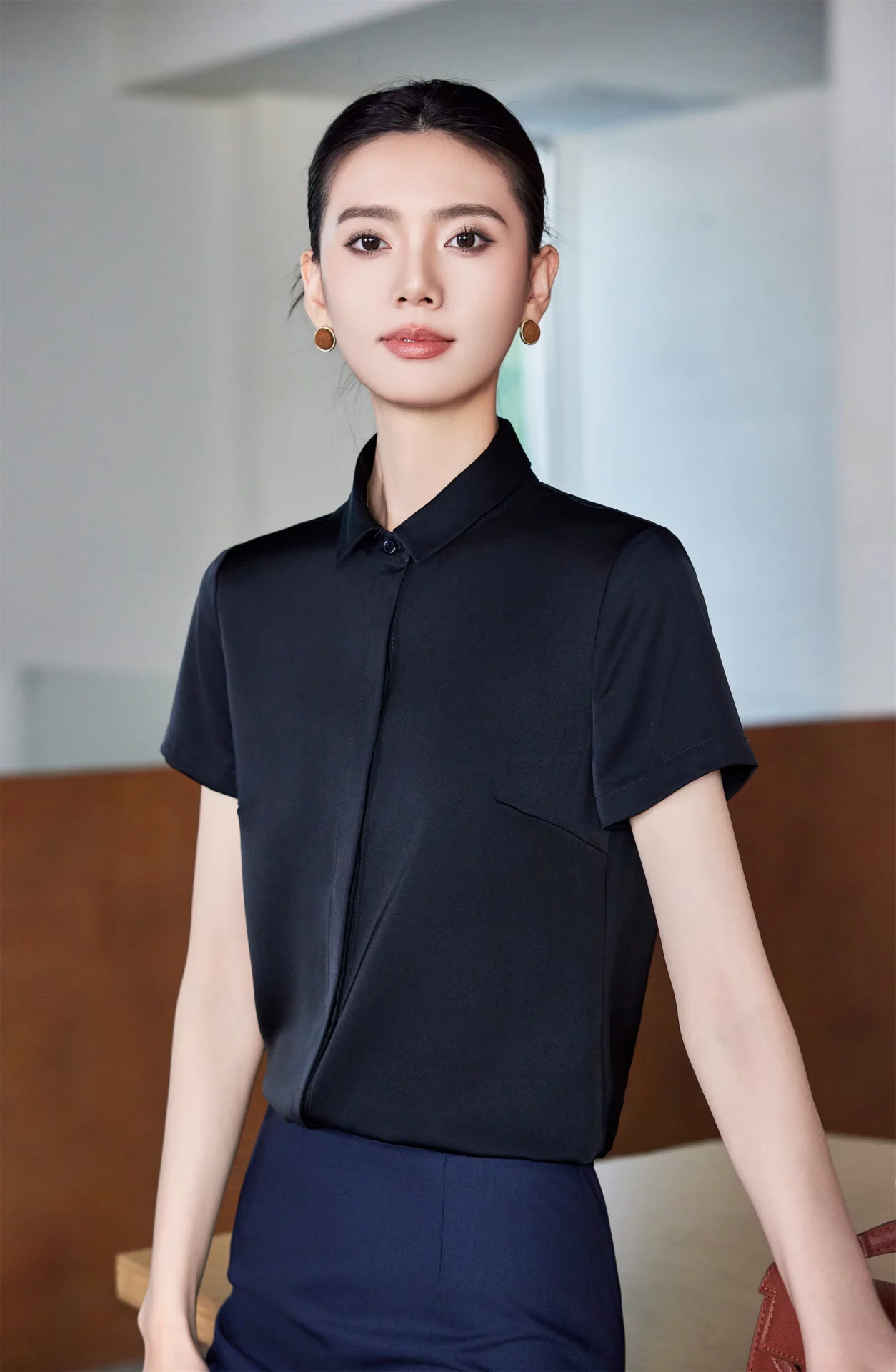 PN5027-5 เสื้อเชิ้ตทำงานผู้หญิงสีดำคอปกแขนสั้น