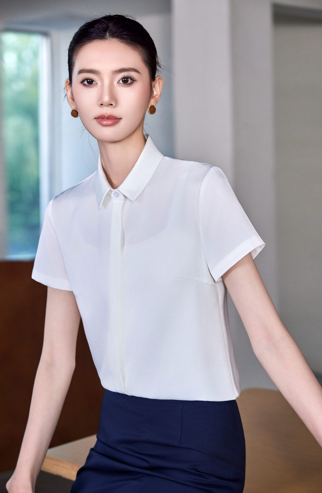 未命名会话25954 เสื้อเชิ้ตทำงานผู้หญิงสีขาวคอปกแขนสั้น