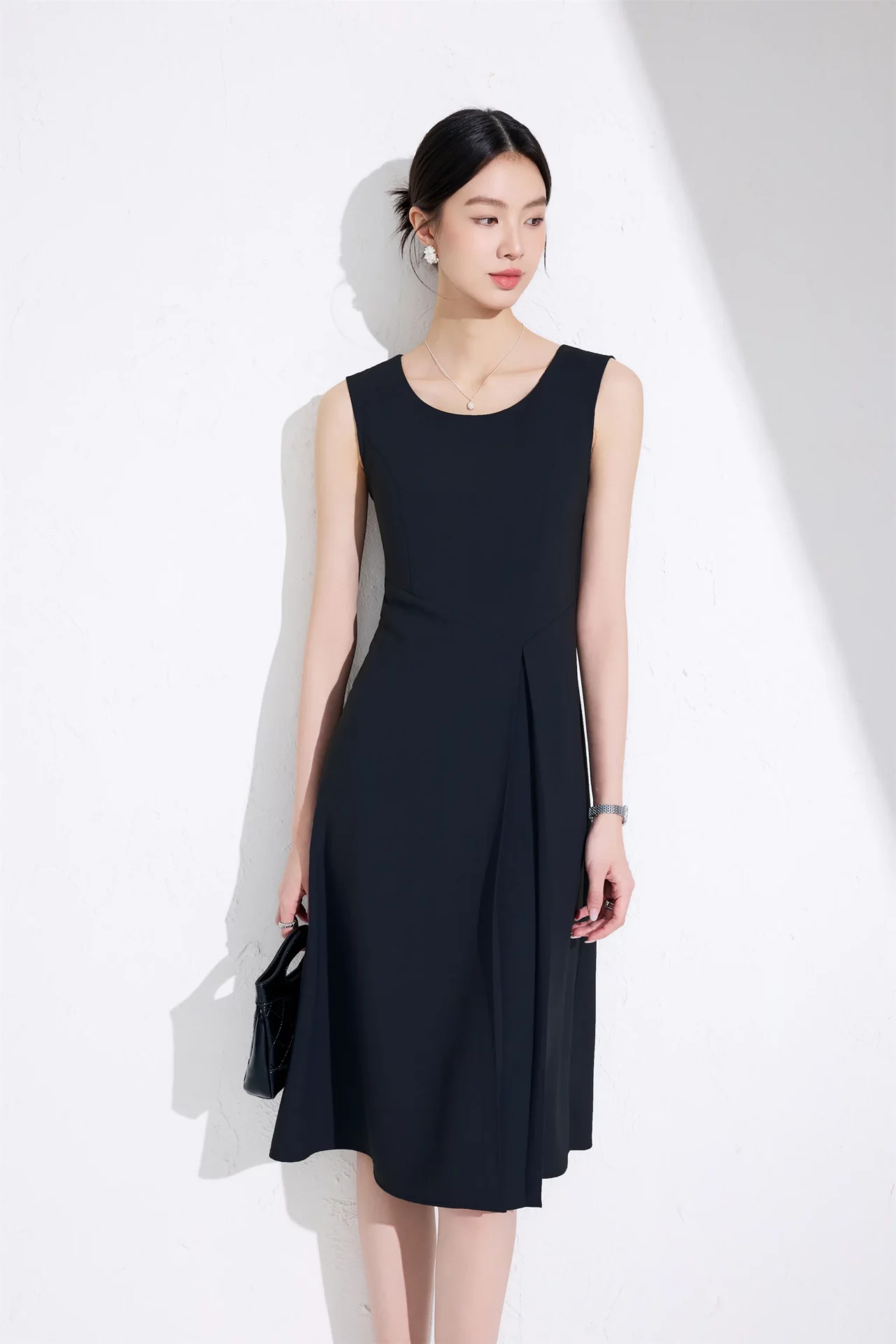 PN5061-7 เดรสทำงานผู้หญิงสีดำคอกลมแขนกุด
