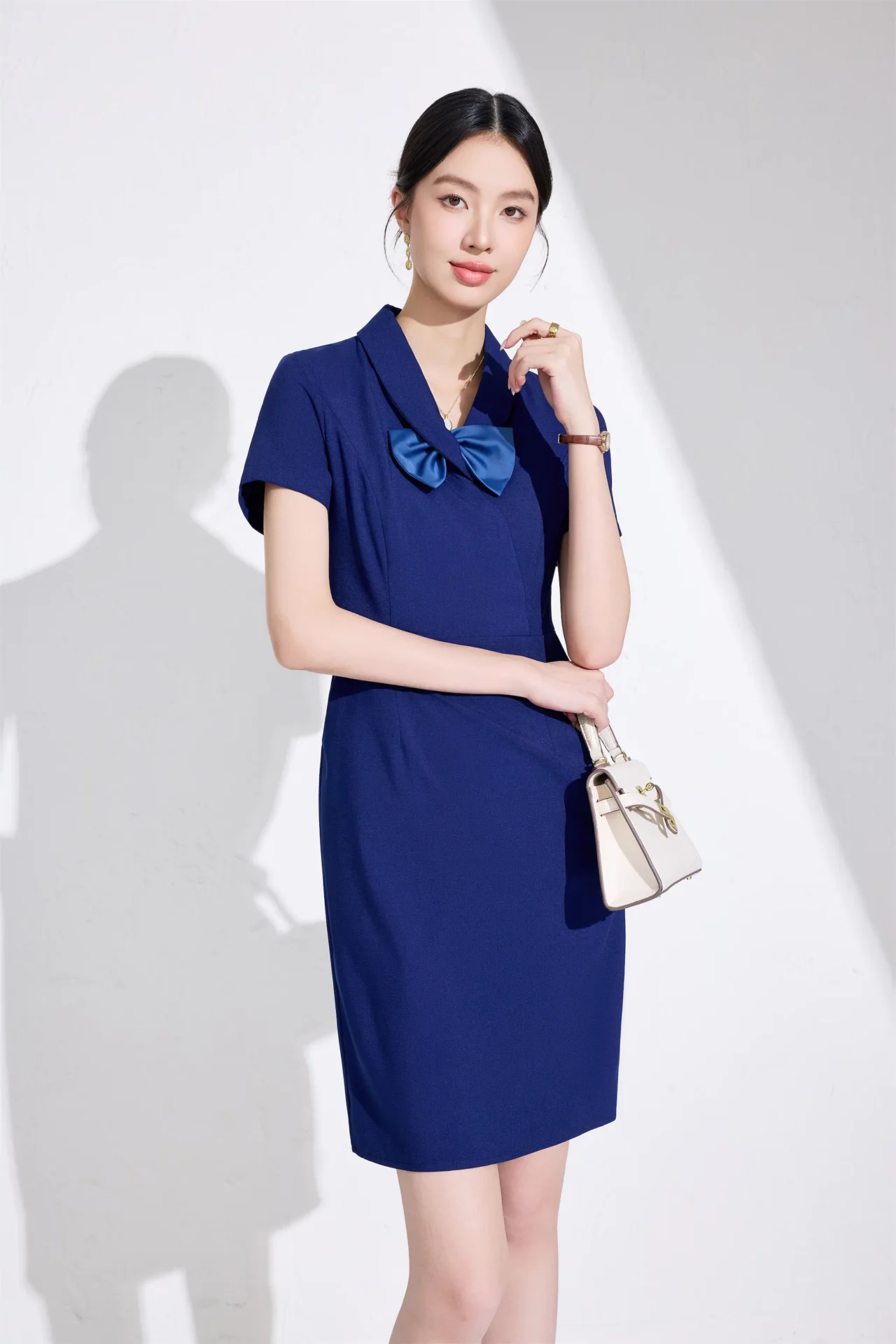 PN5064-5 เดรสทำงานผู้หญิงสีน้ำเงินแต่งปกมาพร้อมโบว์แขนสั้น