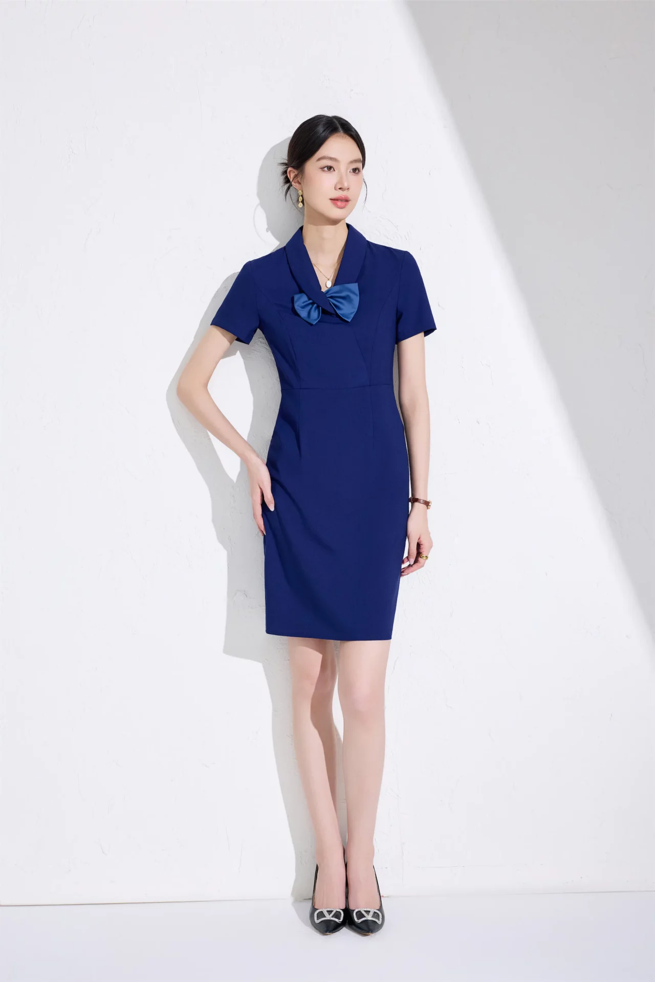 PN5064-7 เดรสทำงานผู้หญิงสีน้ำเงินแต่งปกมาพร้อมโบว์แขนสั้น