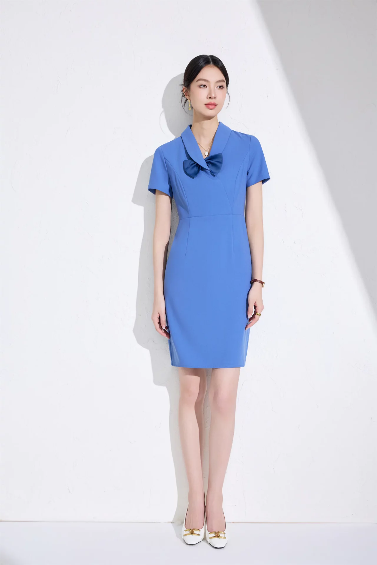 PN5066-5 เดรสทำงานผู้หญิงสีฟ้าแต่งปกมาพร้อมโบว์แขนสั้น